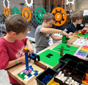 Snapology Themed Steam Programs