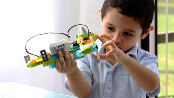 SCRATCH : Kids coding camp - Revolt of robots + Ozobot (7-10 yo) English -  Tech Kids Academy
