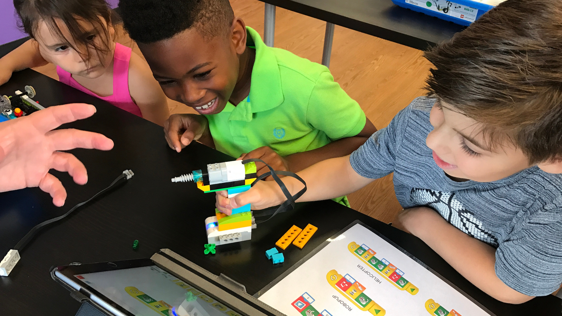 4 Robotics Programs That Will Have Your Child Hooked in McLean, VA